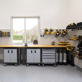 Brayn Baeumler's Workshop Tool Organization with Trusscore SlatWall