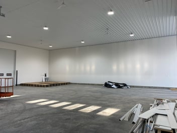 DelPro 1238™ & 1638™ in a warehouse