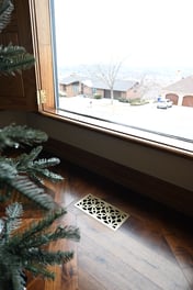 Flush Mount Vent-Vintage Gold-Laurel