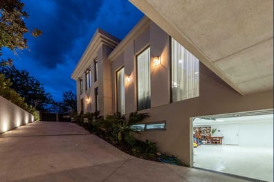 aluminum doors & windows