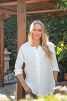 Image for the booth event - Tamara Day Host of Bargain Mansions