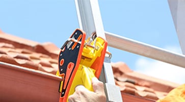 Lock Jaw Ladder Grip